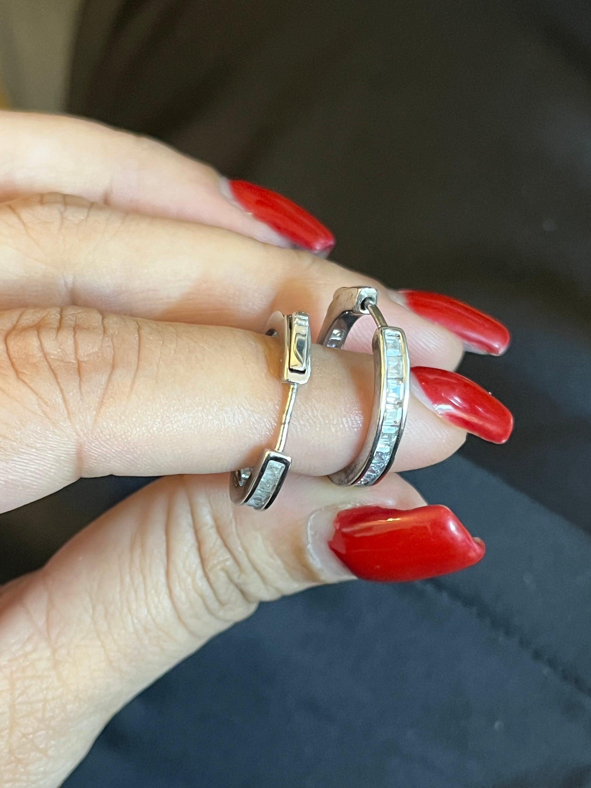 Square Whisper Band
 Hoops-Mini