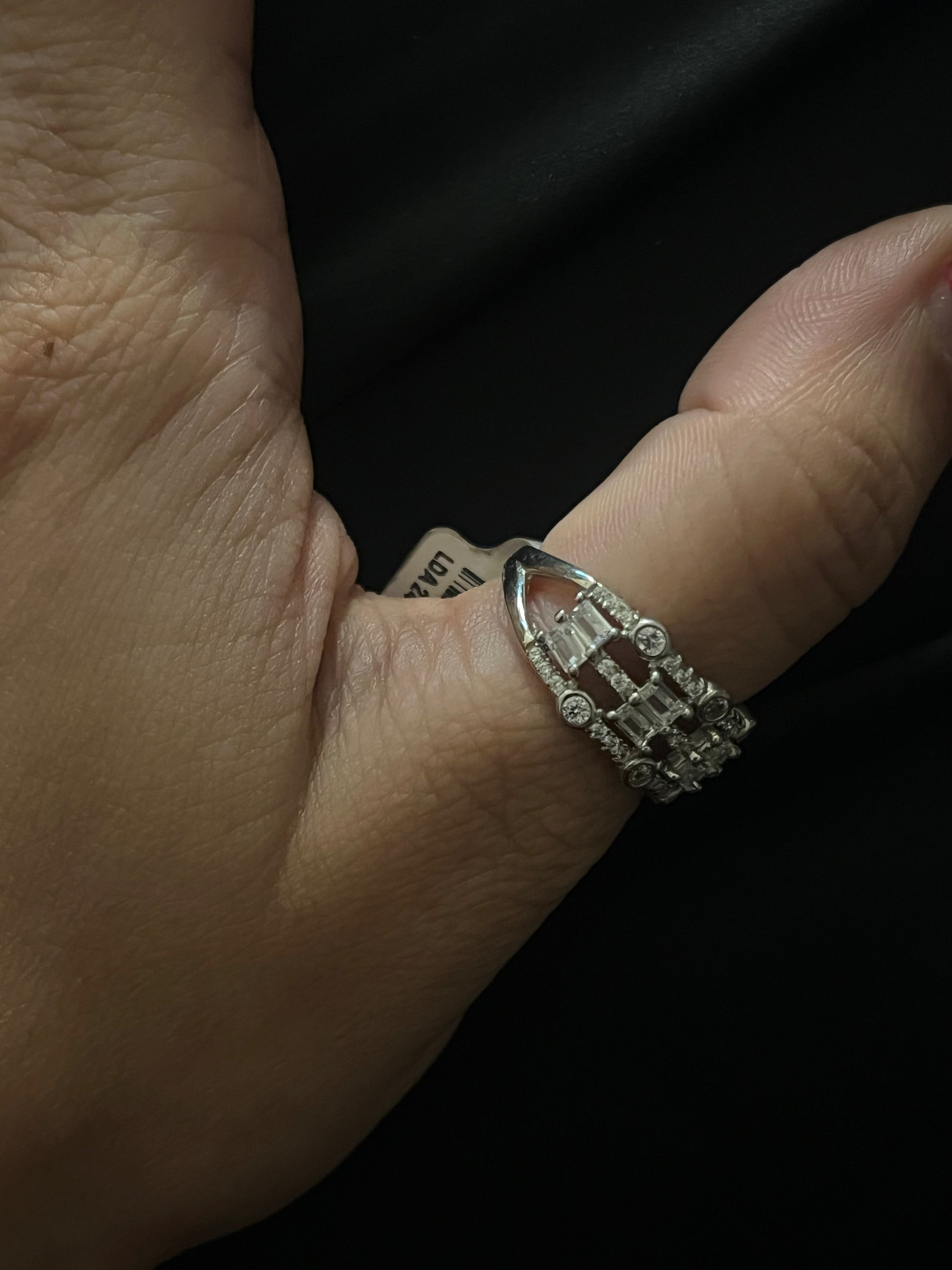 Art Deco Illusion Baguette Ring