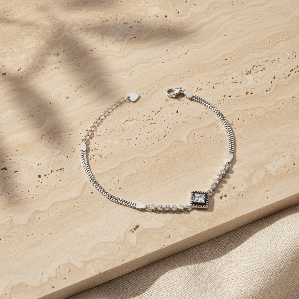 Eveline Spark Bracelet
